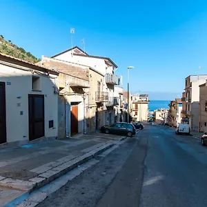 white-castellammare-del-golfo.sicilyhotelsitaly.net/